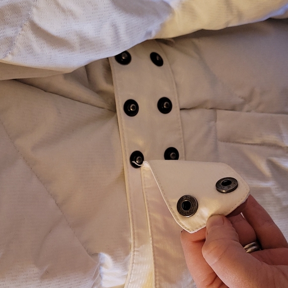 THE NORTH FACE white puffer ski jacket with belt - Picture 4 of 9